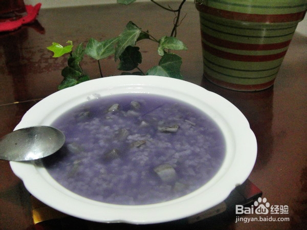 富含膳食纤维的美味紫薯粥！