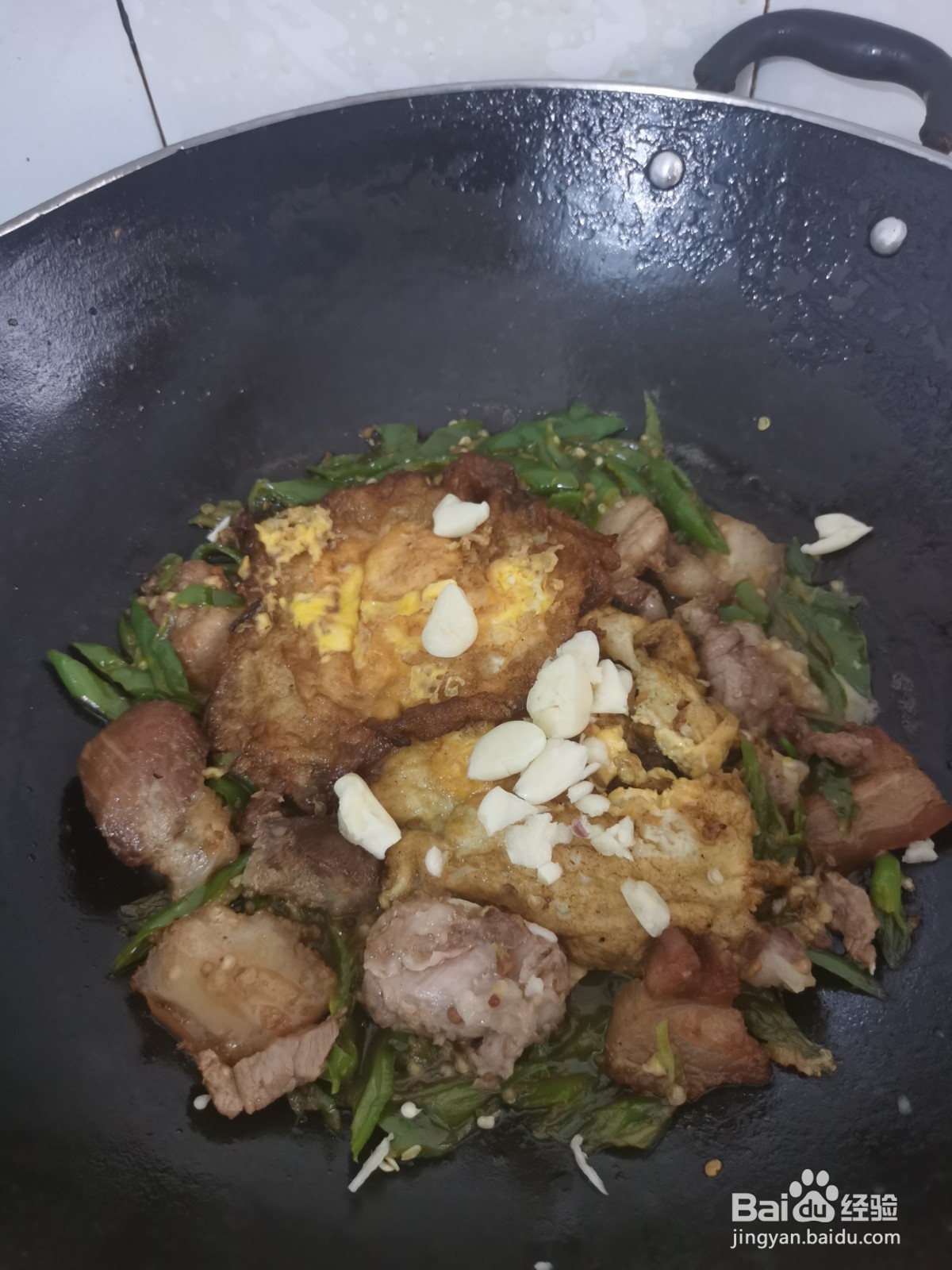 如何做香辣五花肉?