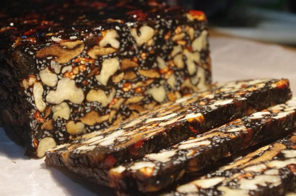 自制五仁阿胶固元膏