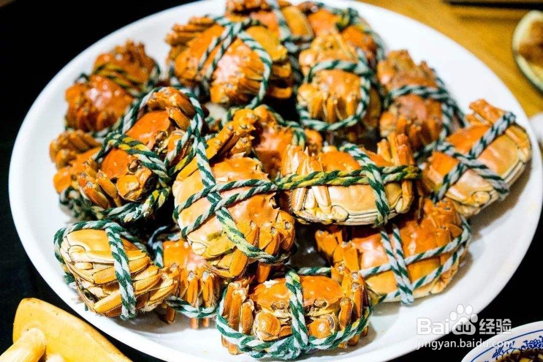 买大闸蟹要如何去挑最好最肥的呢