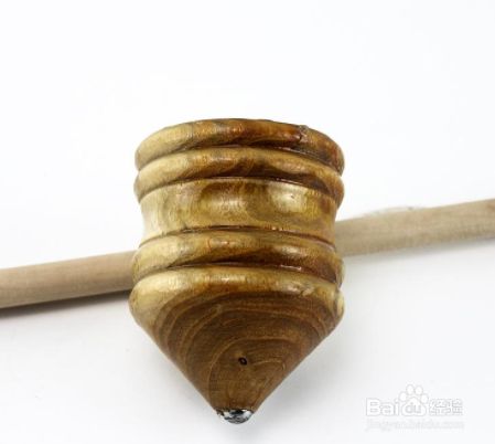 木头陀螺怎么玩