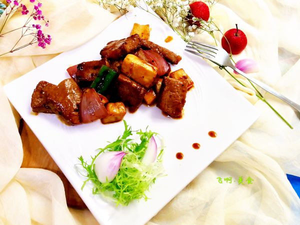 黑椒杏鲍菇牛肉粒