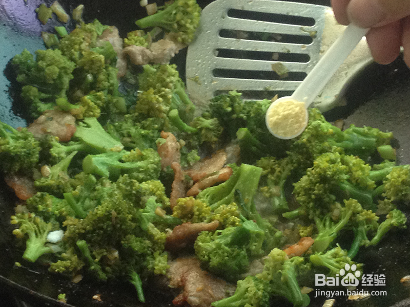 花椰菜炒肉片的做法