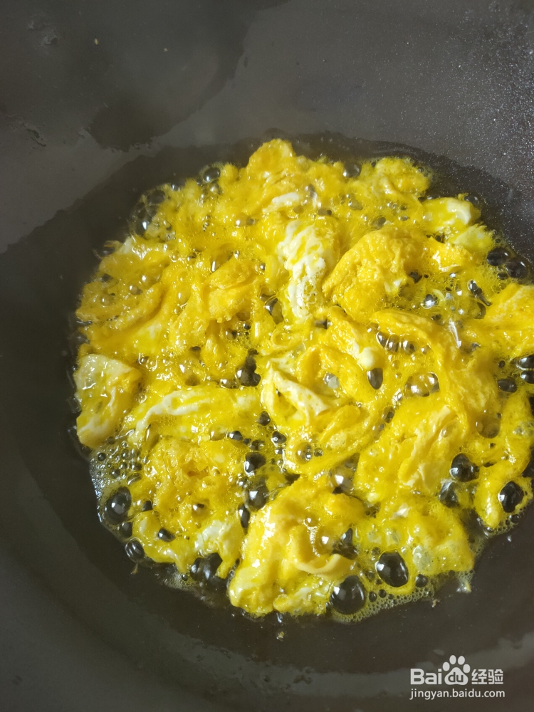 爽脆可口的时蔬鸡蛋炒饭