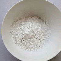 如何做出好吃又营养的水晶韭菜蛋饺?