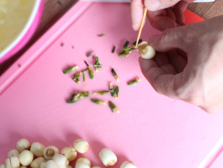 超市买的干莲子怎么吃