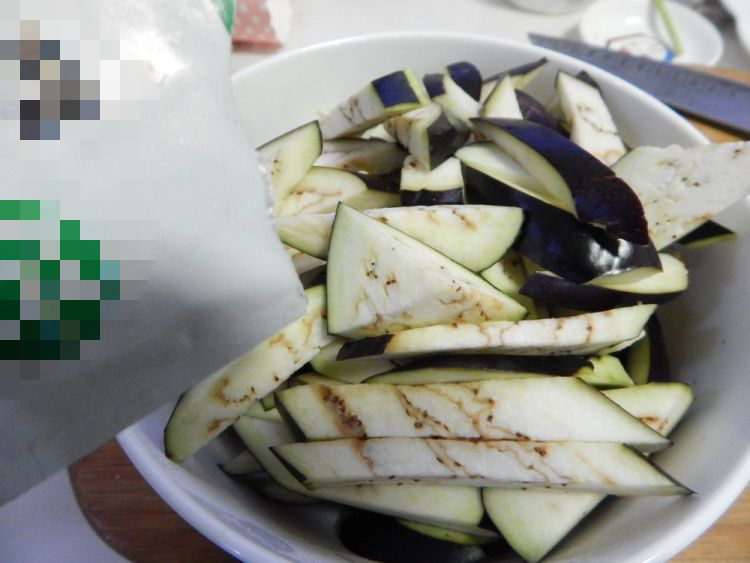 茄子能和豆腐一起吃吗
