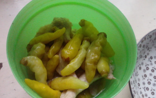 泡椒鸡翅的做法