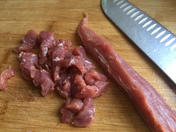 蘑菇豆瓣炒肉片