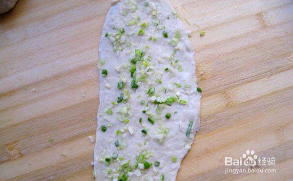 一步步做馋嘴的煎蛋葱油饼