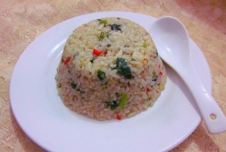 空心菜虾皮炒饭怎么做