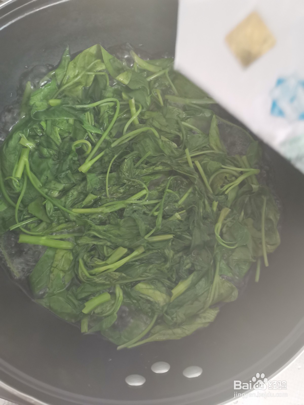 蚝油凉拌空心菜怎么做好吃？