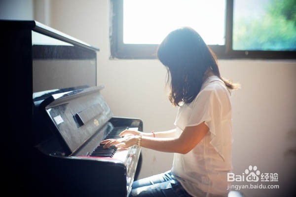初学者如何掌握双手弹奏钢琴/电子琴
