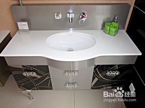 怎样选购好的不锈钢浴室柜？