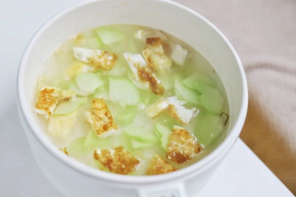 佛手瓜煎蛋锅巴汤