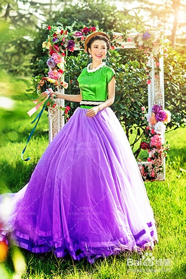 新郎如何根据脸型选择眼镜与搭配技巧