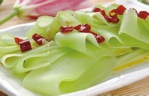 如何矫正孩子不爱吃蔬菜的习惯？