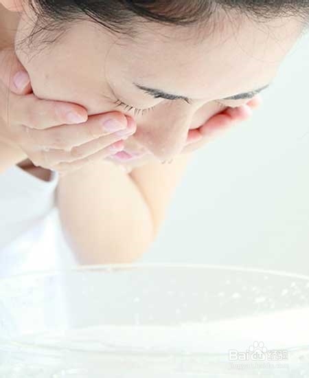 生活小窍门 淘米水的妙用