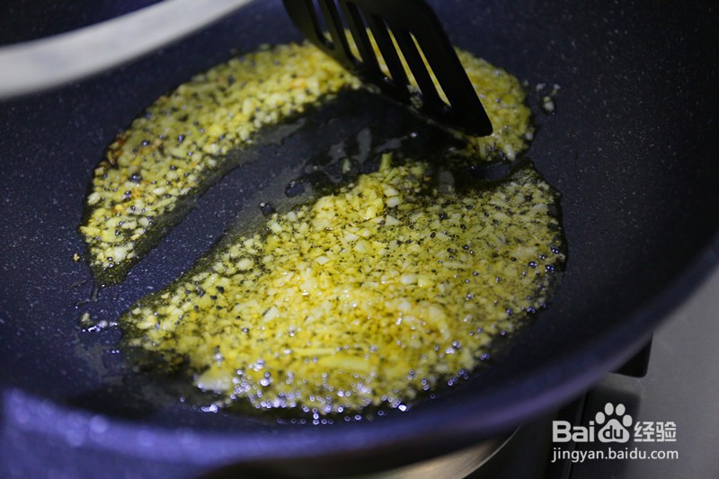 杭椒爆鲜鱿的做法