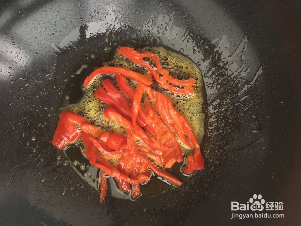 家常菜之茭白炒虾糕 怎么做？