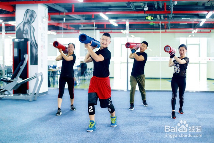 健身学校哪里好?做健身教练需要什么条件