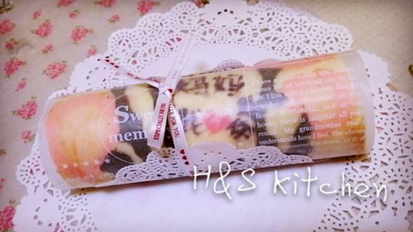 康乃馨彩绘蛋糕卷
