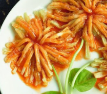 在家中如何做出好吃美味的菊花茄子