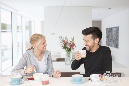 夫妻间如何寻找共同话题？