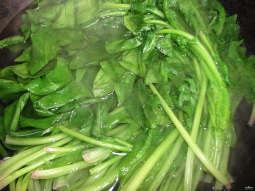 爽口的菠菜拌豆干