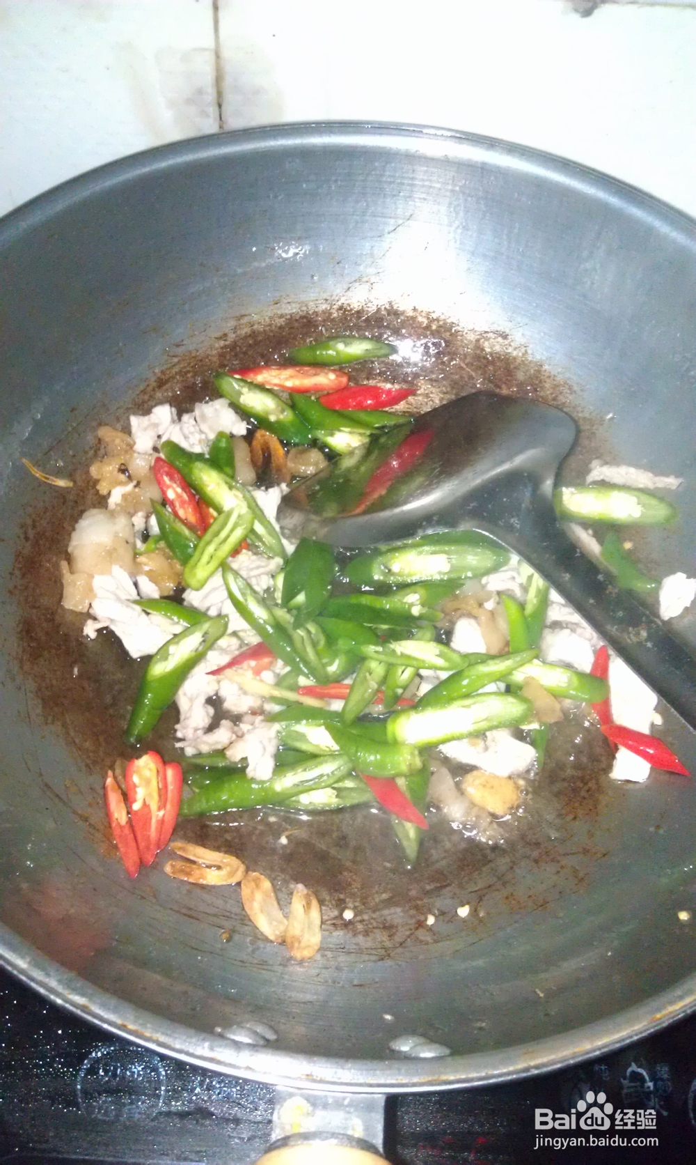 宅男宅女必会菜-辣椒炒肉