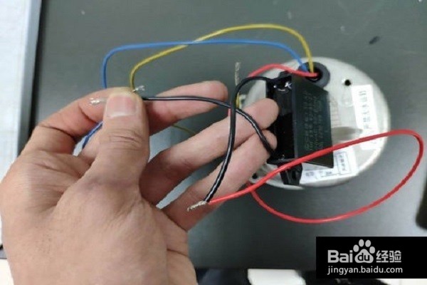 电动机电容器怎么接线