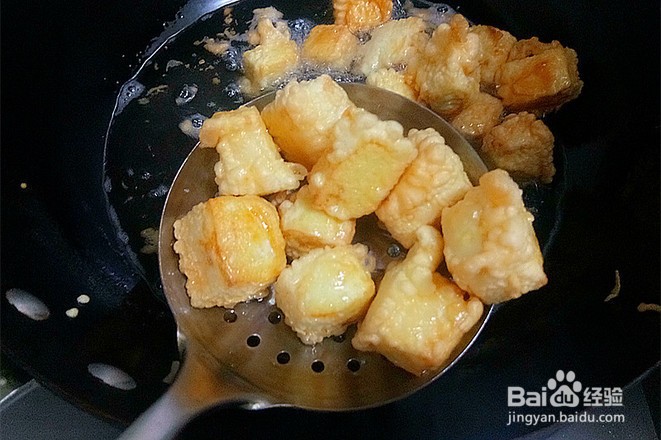 奶爆豆腐的做法