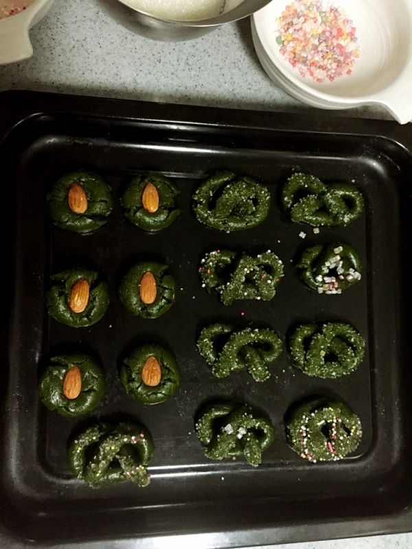 抹茶杏仁蝴蝶脆饼