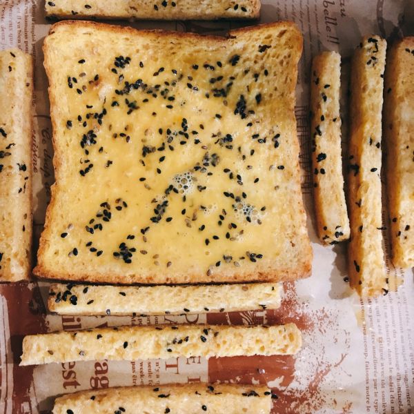 黄金芝麻吐司棒