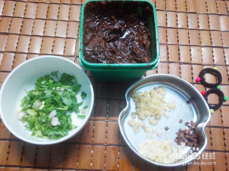 酱汁豆腐块的做法。