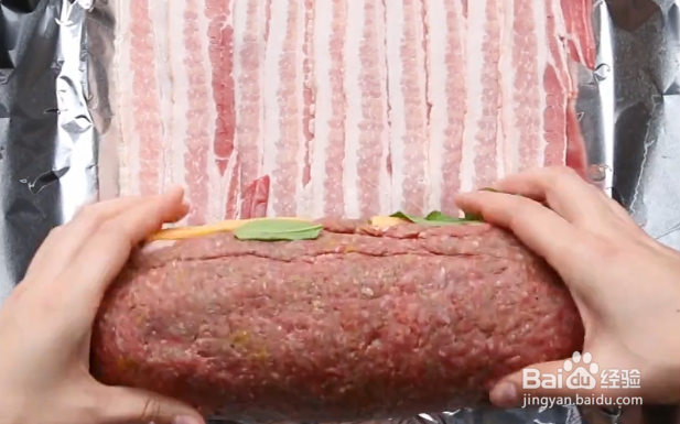 怎么做培根汉堡卷