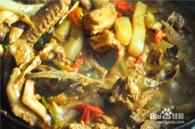 如何在家就能简单制作一份魔芋烧鸭呢？