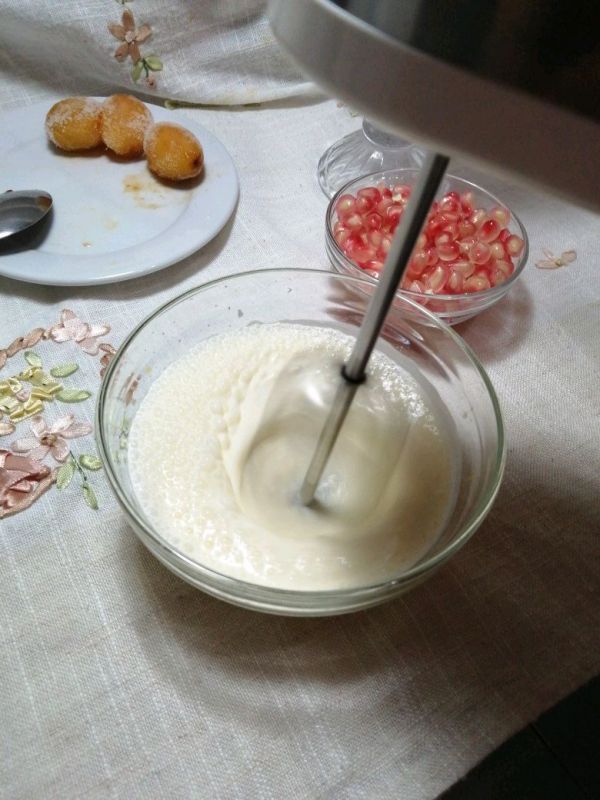 蔓越莓果汁奶盖