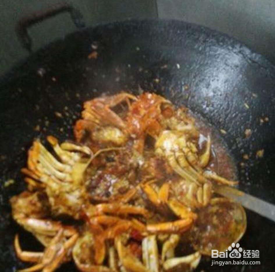 香辣油闷大闸蟹做法