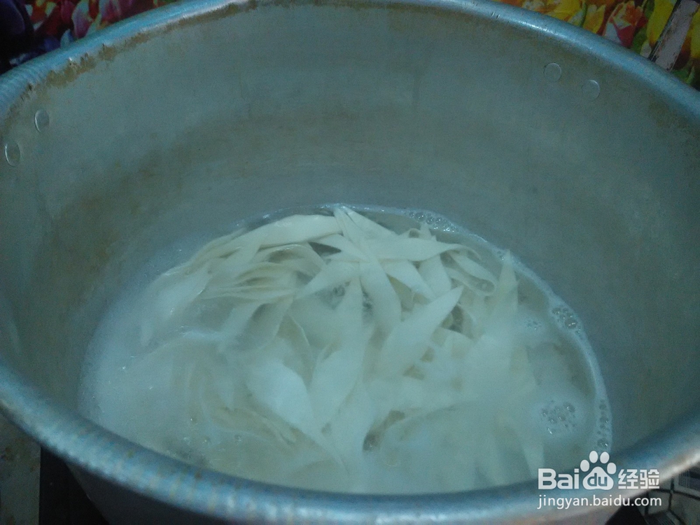 豆瓣酱粘面片