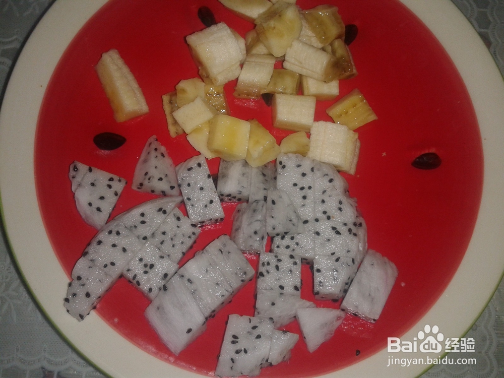 如何制作草莓奶油生日蛋糕(超详细)