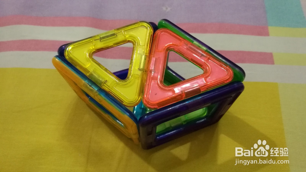 儿童磁力片玩具-如何用磁力片拼出立体小金鱼