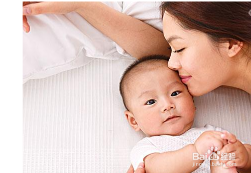 如何知道宝宝吃饱了？