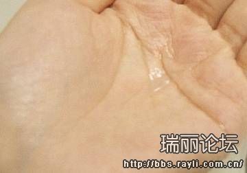 和大家一起分享最温和的保湿水