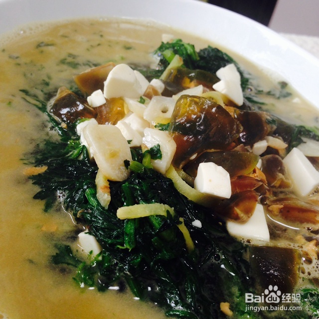 味美鲜香的上汤茼蒿菜