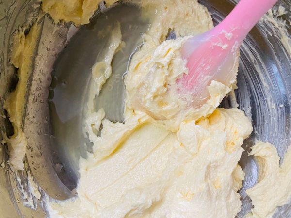 蓝莓爆浆玛芬蛋糕