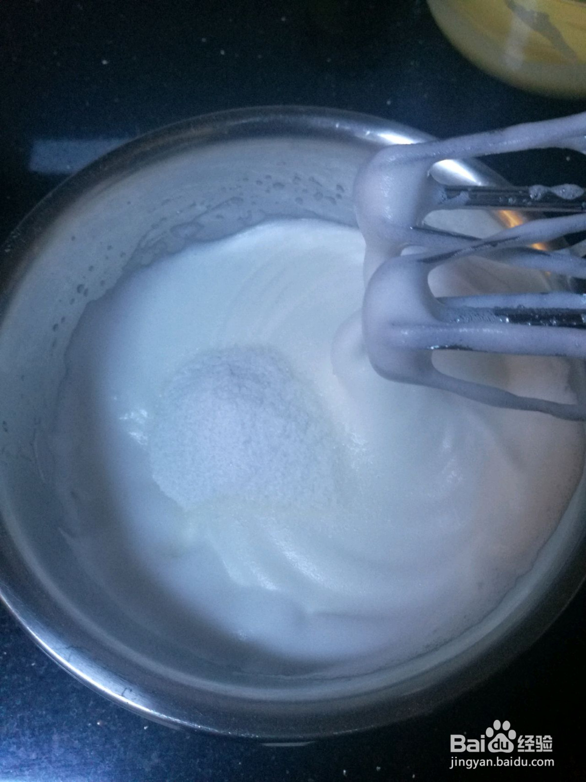 草莓蛋糕卷的做法