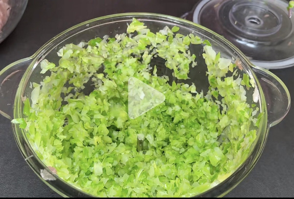 圆白菜猪肉饺子