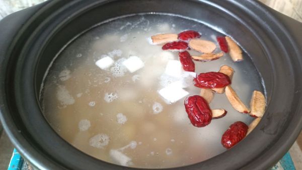 板栗山药红枣粥