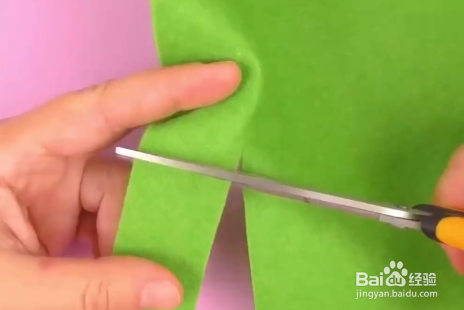 如何给芭比娃娃做一些好看的小物件